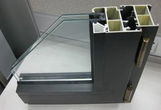 聚氨酯門窗：綠色環保的現代建筑選擇